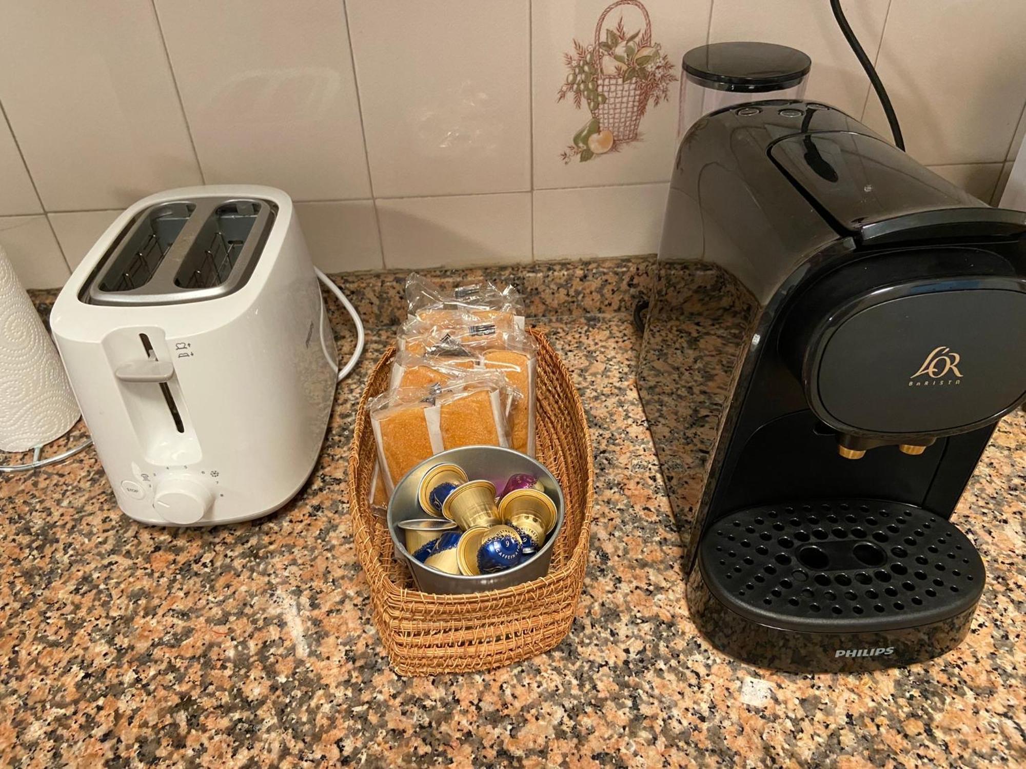 Amplio Apartamento En La Arena, 4 Hab ヒホン エクステリア 写真
